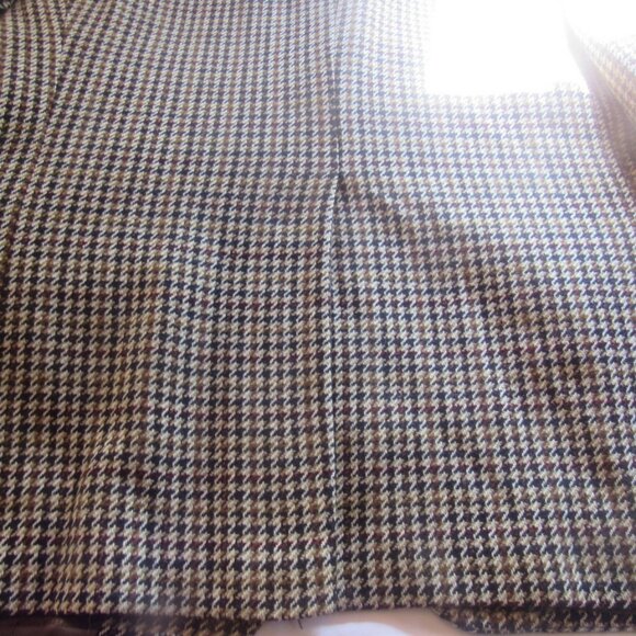 Vintage 70's Men's Houndstooth Jacket, 38 R, Tailored and Repaired C555-5 - Picture 9 of 9